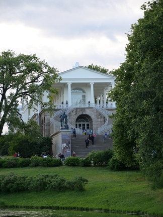 P1643892