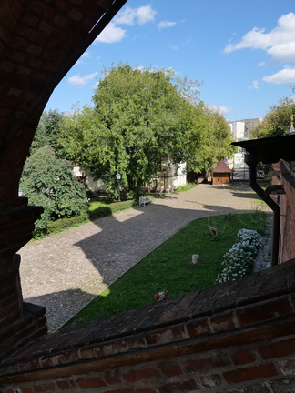 P1657242